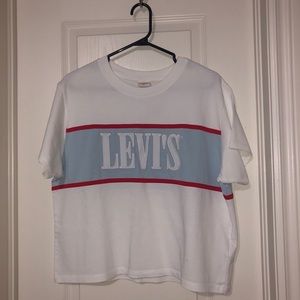 LEVI’S crop tee